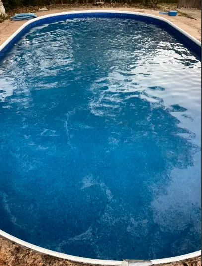 Picture of a clean pool.