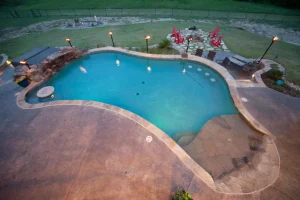 Freeform style pool.
