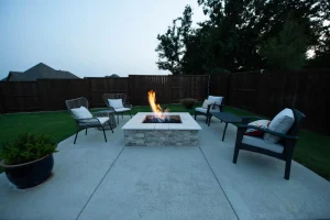 Outdoor living pool area.