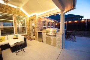 Outdoor living pool area.
