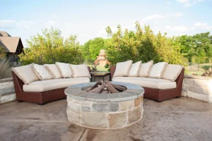 Outdoor living pool area.