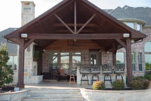 Outdoor living pool area.
